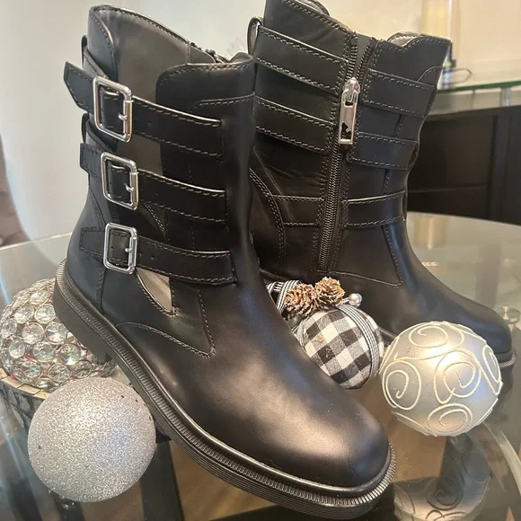 Franco Argo Ankle Bootie size 8 (ALSO FITS 8.5) - Picture 2 of 11